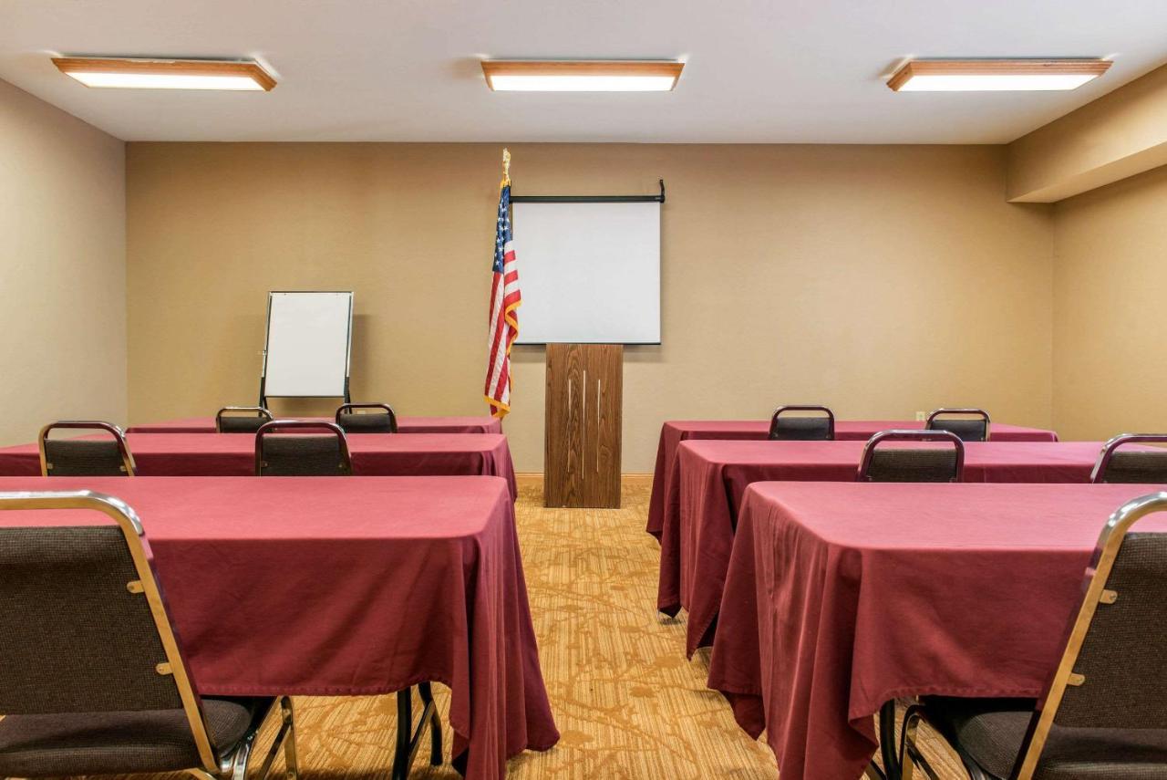 Quality Inn Jacksonville Near I-72 South Jacksonville Dış mekan fotoğraf