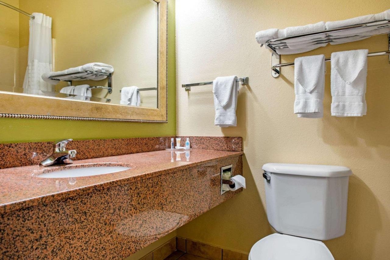 Quality Inn Jacksonville Near I-72 South Jacksonville Dış mekan fotoğraf