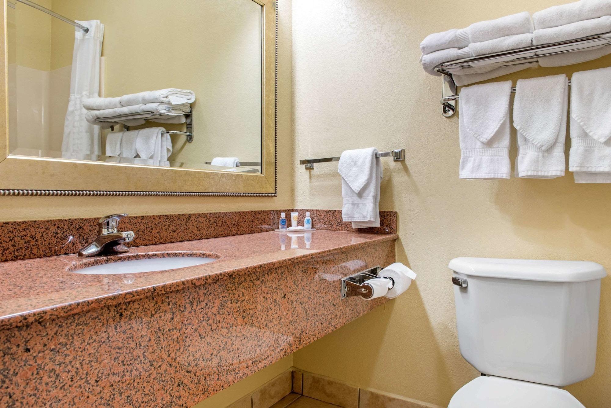 Quality Inn Jacksonville Near I-72 South Jacksonville Dış mekan fotoğraf